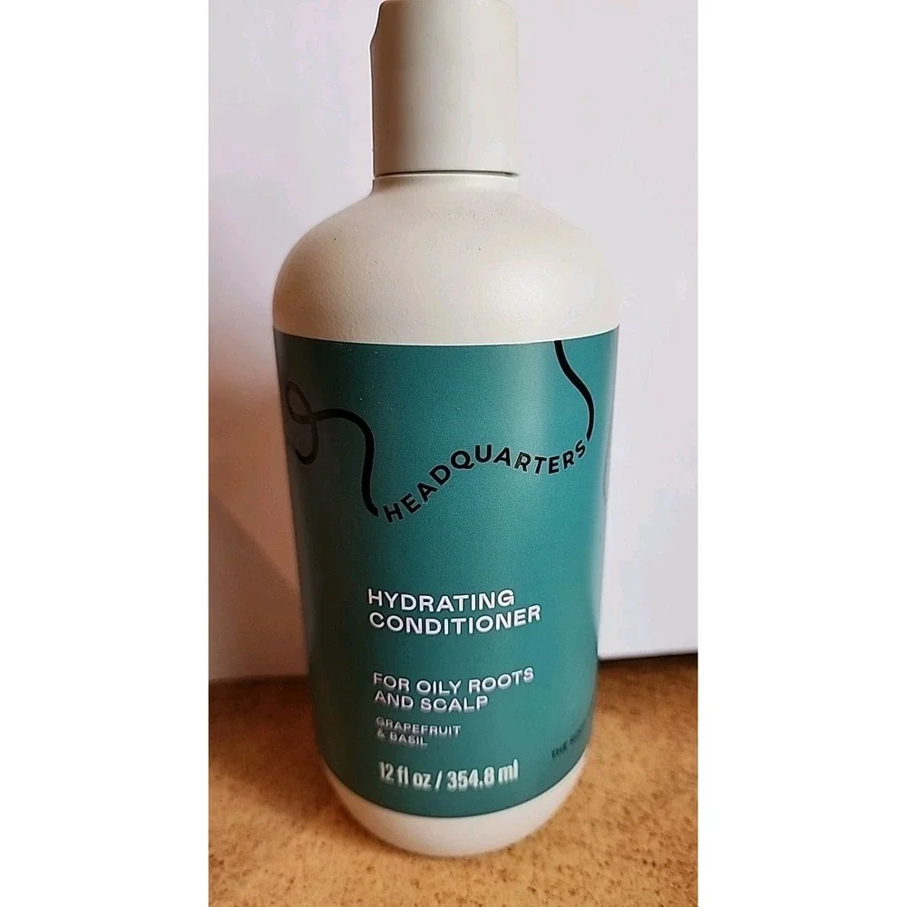 Headquarters Hydrating Conditioner for Oily Roots and Scalp Grapefruit & Basil